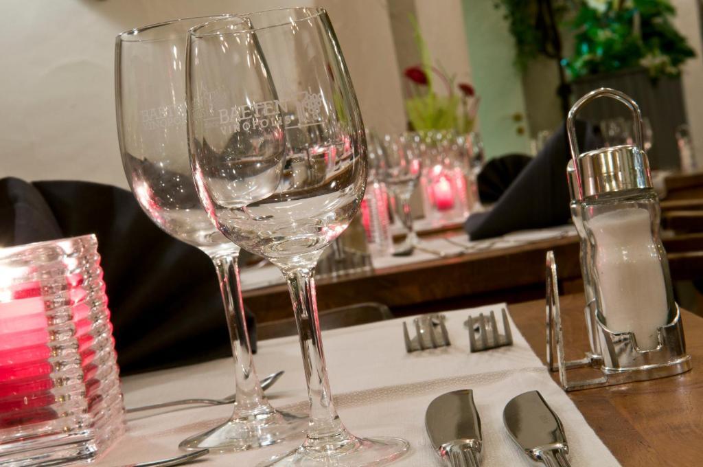 הן - סור - לסה Hotel Grenier Des Grottes מראה חיצוני תמונה